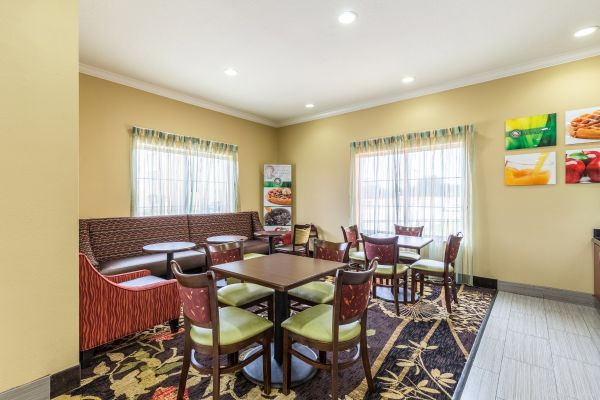 Quality Inn Leesville (Sandy Hill)